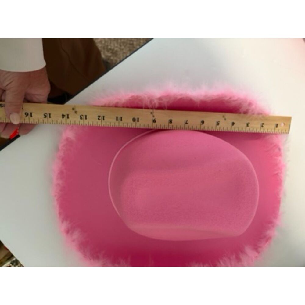 Boohoo Women's Halloween Feathered Cowboy Hat & Bandana - Picture 2 of 8